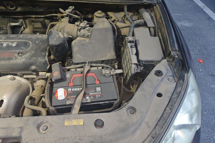 Used Toyota RAV4 2011 2.0L Automatic 4x4 Edition Engine Bay Left