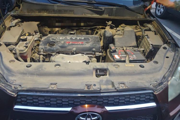 Used Toyota RAV4 2011 2.0L Automatic 4x4 Edition Engine Bay
