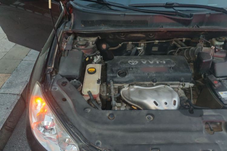 Used Toyota RAV4 2011 2.0L Manual Luxury Edition Engine Bay Right