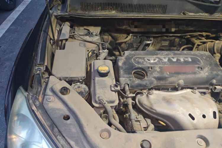 Used Toyota RAV4 2011 2.0L Automatic 4x4 Edition Engine Bay Right