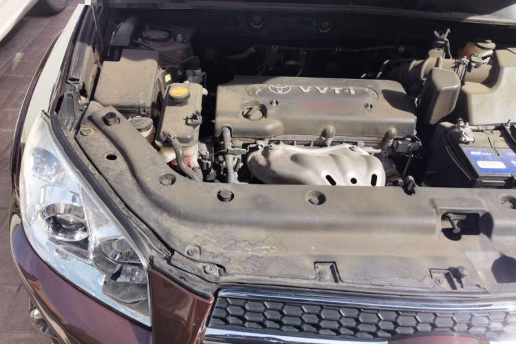 Used Toyota RAV4 2011 2.0L Automatic 4x4 Edition Engine Bay Right