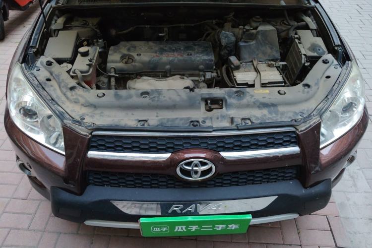 Used Toyota RAV4 2011 2.4L Automatic 4x4 Supreme Edition Engine Bay