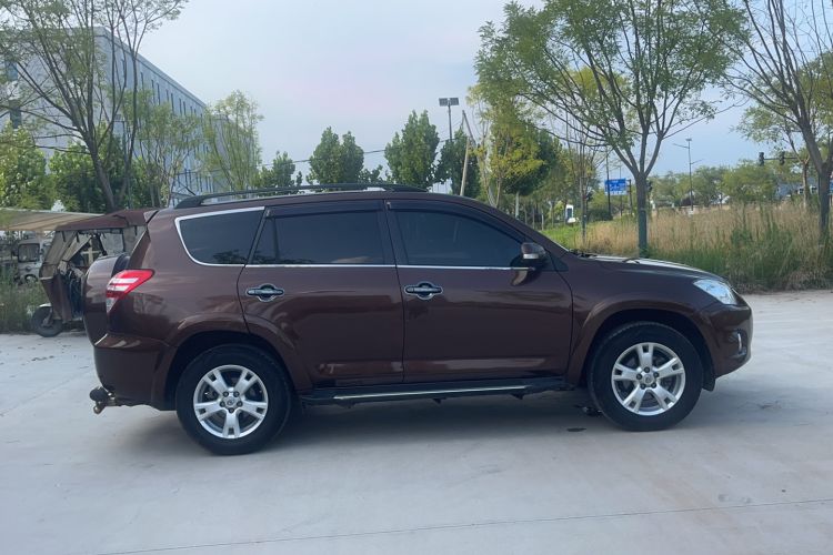 Used Toyota RAV4 2011 2.0L Automatic 4x4 Edition Exterior 3