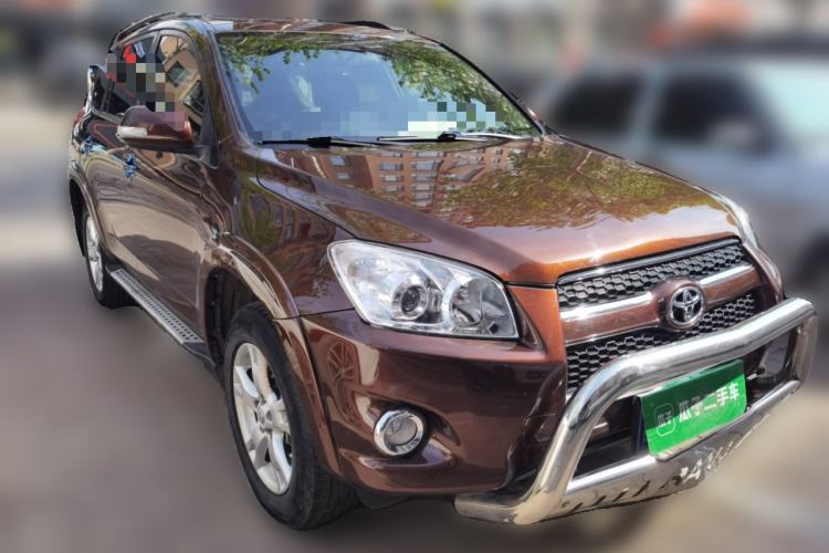 Used Toyota RAV4 2011 2.0L Automatic 4x4 Edition Front Right 45 Deg