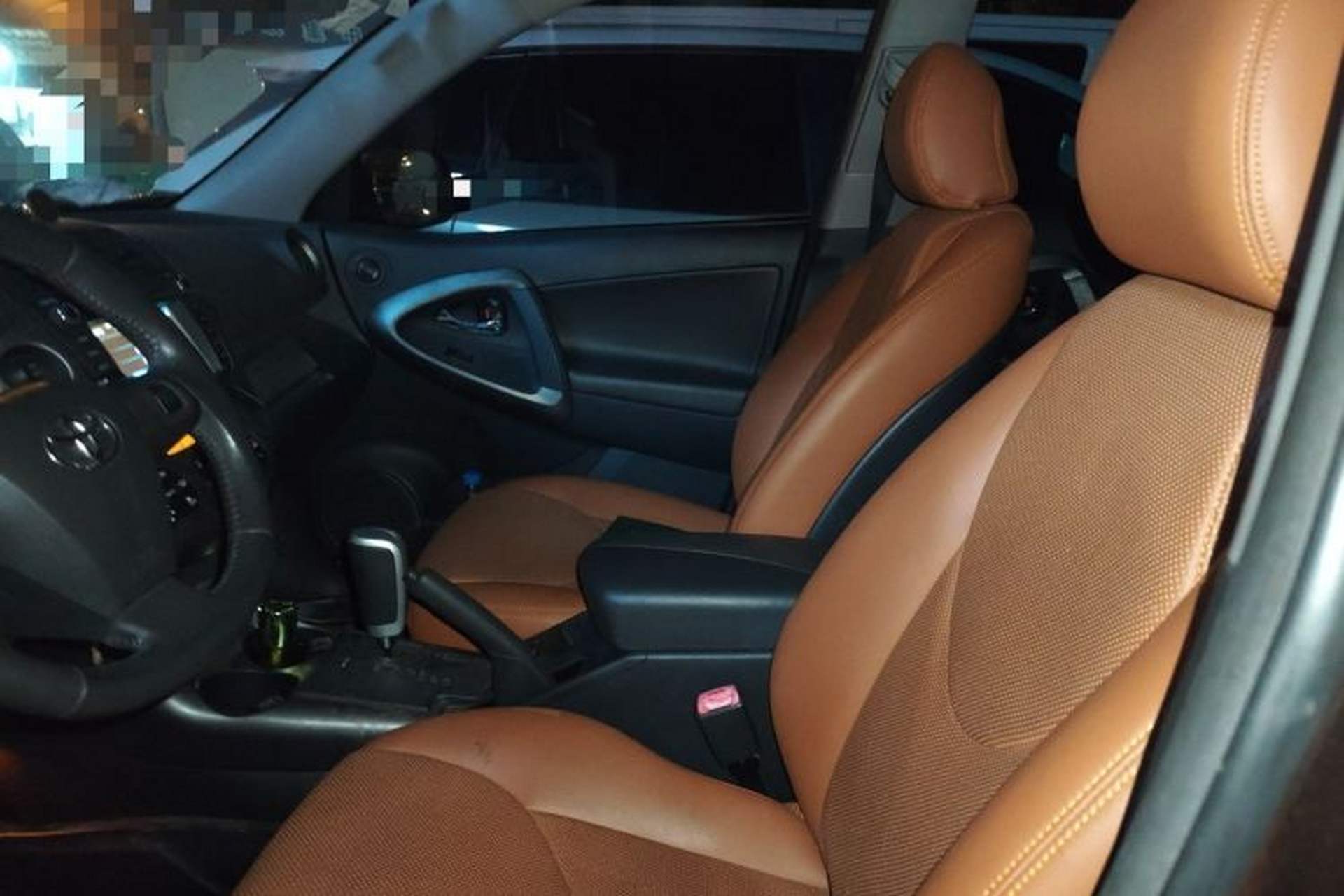 Used Toyota RAV4 2011 2.4L Automatic 4x4 Luxury Edition Left Front Seat