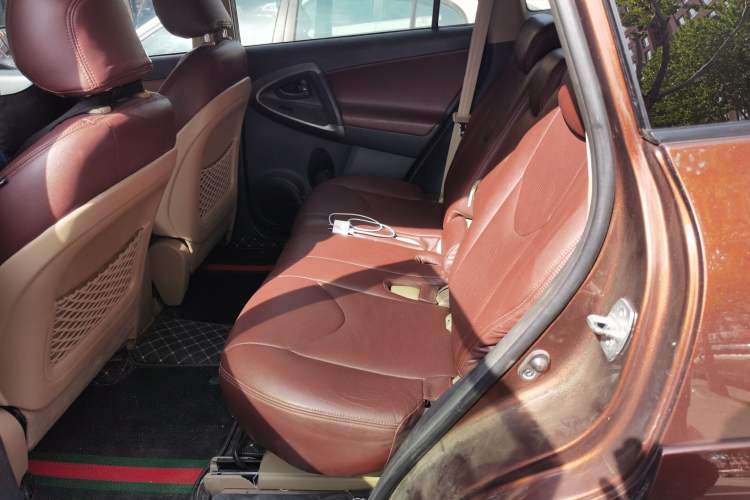 Used Toyota RAV4 2011 2.0L Automatic 4x4 Edition Left Rear Seat