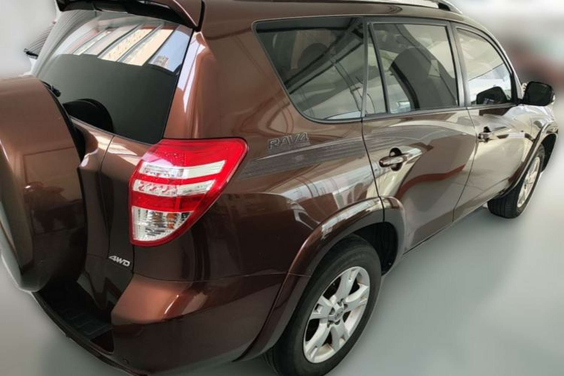 Used Toyota RAV4 2011 2.0L Automatic 4x4 Edition Rear Right 45 Deg