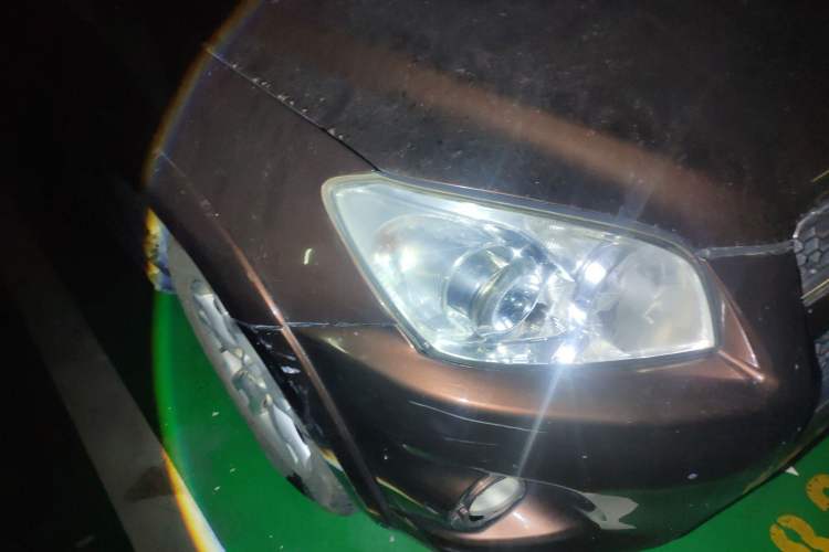 Used Toyota RAV4 2011 2.0L Automatic 4x4 Edition Right Front Headlight