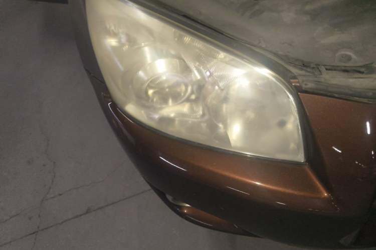 Used Toyota RAV4 2011 2.0L Automatic Classic Edition Right Front Headlight