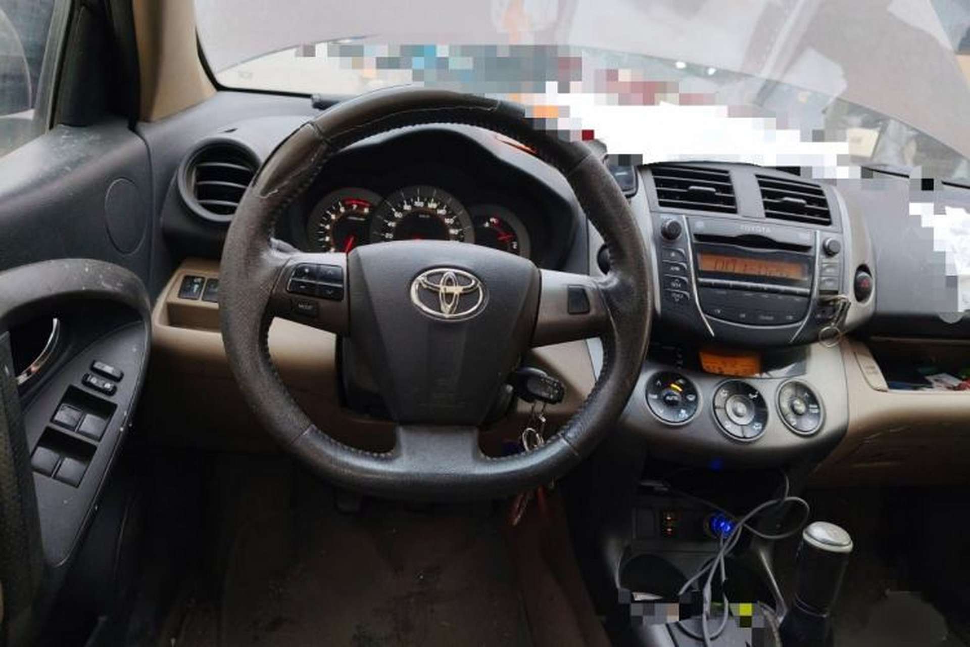 Used Toyota RAV4 2011 2.4L Manual 4x4 Luxury Edition Steering Wheel