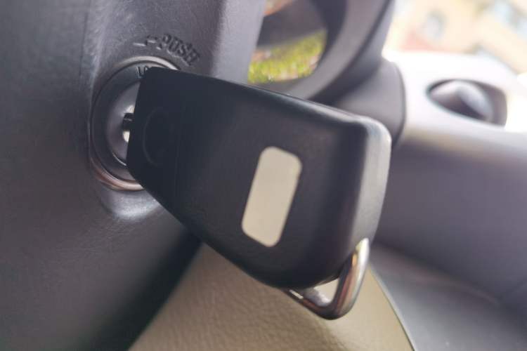Used Toyota RAV4 2011 2.0L Automatic 4x4 Edition Vehicle Key