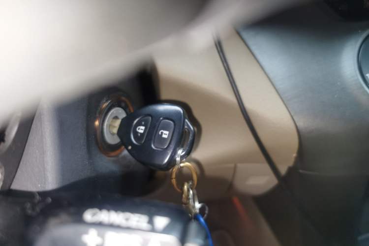 Used Toyota RAV4 2011 2.0L Automatic Classic Edition Vehicle Key