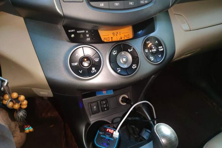 Used Toyota RAV4 2011 2.0L Automatic Luxury Edition Audio And AC Panel