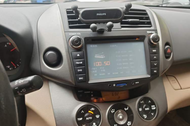 Used Toyota RAV4 2011 2.0L Automatic Classic Edition Audio And AC Panel