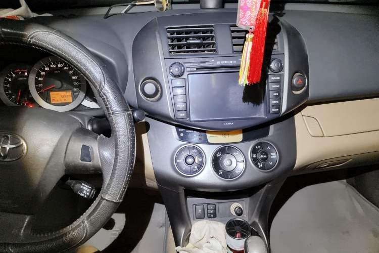 Used Toyota RAV4 2011 2.0L Automatic Luxury Edition Audio And AC Panel