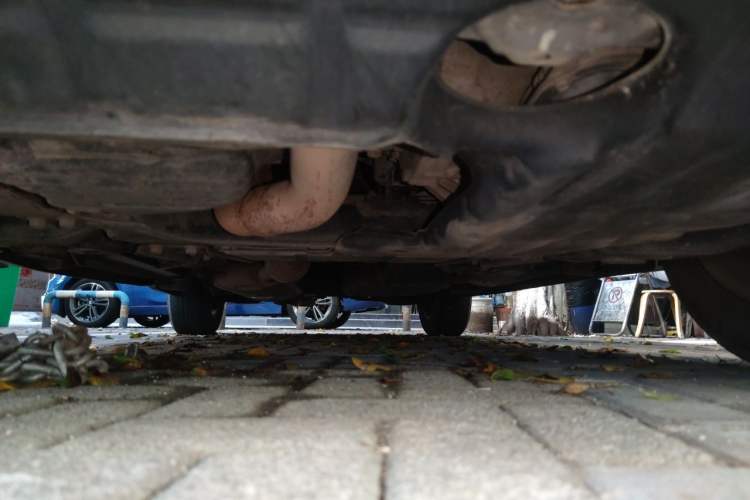 Used Toyota RAV4 2011 2.0L Automatic Luxury Edition Chassis Front