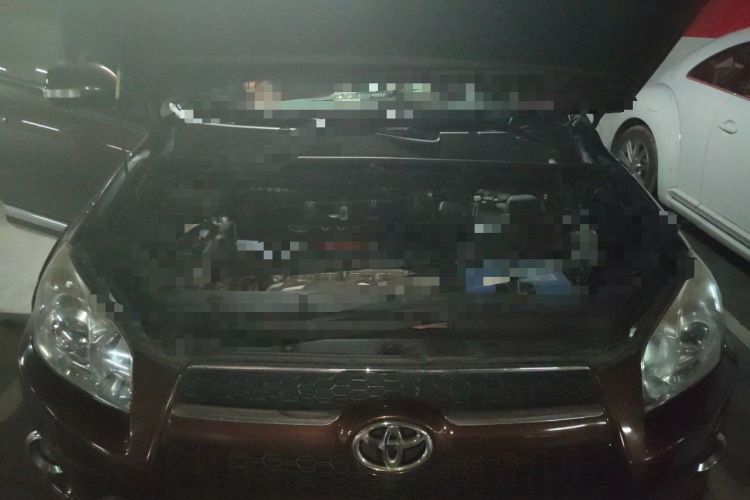 Used Toyota RAV4 2011 2.0L Automatic Luxury Edition Engine Bay