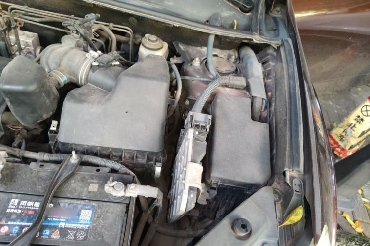 Used Toyota RAV4 2011 2.0L Automatic Luxury Edition Engine Bay Left