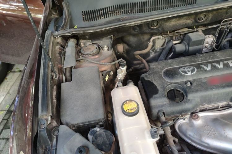 Used Toyota RAV4 2011 2.0L Automatic Luxury Edition Engine Bay Right