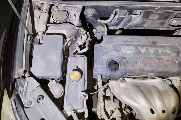 Used Toyota RAV4 2011 2.0L Automatic Luxury Edition Engine Bay Right