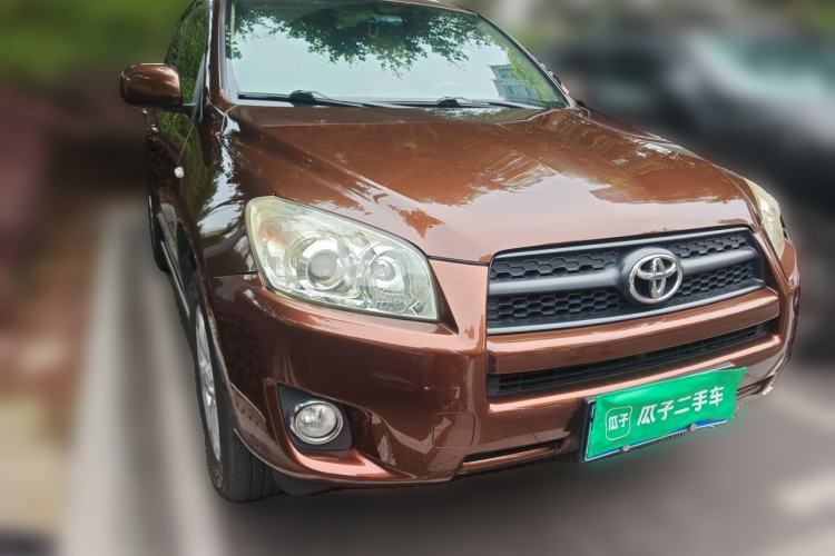 Used Toyota RAV4 2011 2.0L Automatic Classic Edition Front Right 45 Deg