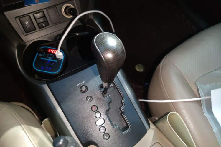 Used Toyota RAV4 2011 2.0L Automatic Luxury Edition Gear Lever