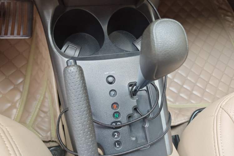 Used Toyota RAV4 2011 2.0L Automatic Classic Edition Gear Lever