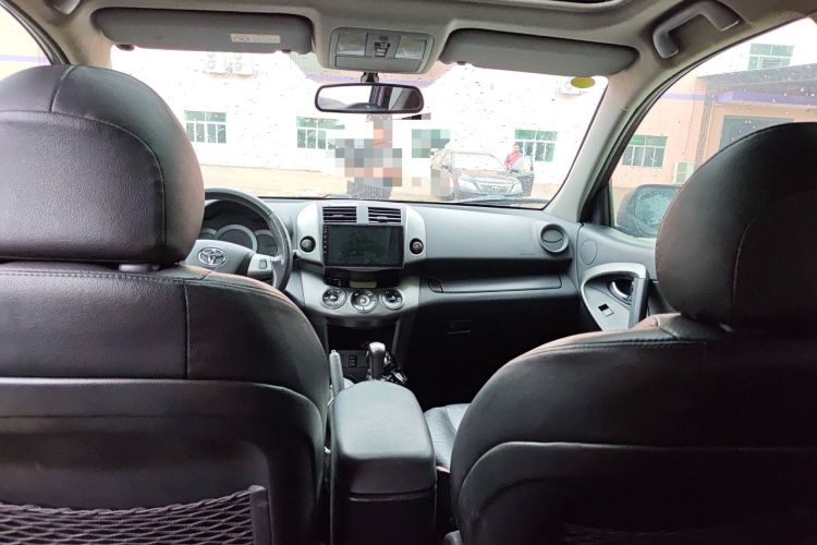 Used Toyota RAV4 2011 2.4L Automatic 4x4 Luxury Edition Headliner
