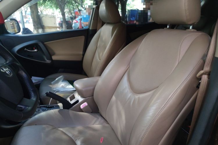 Used Toyota RAV4 2011 2.0L Automatic Luxury Edition Left Front Seat