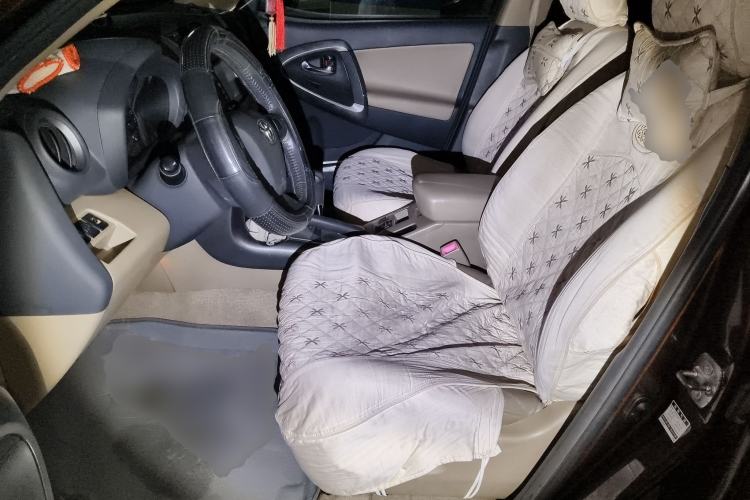 Used Toyota RAV4 2011 2.0L Automatic Luxury Edition Left Front Seat