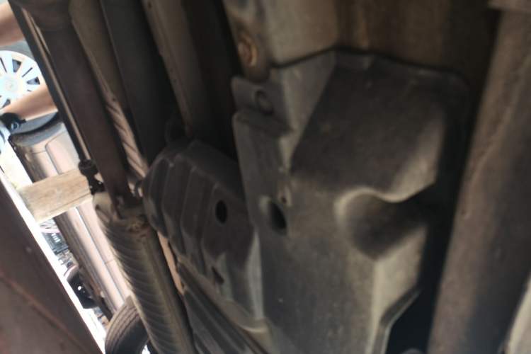 Used Toyota RAV4 2011 2.4L Automatic 4x4 Luxury Edition Chassis Front Left