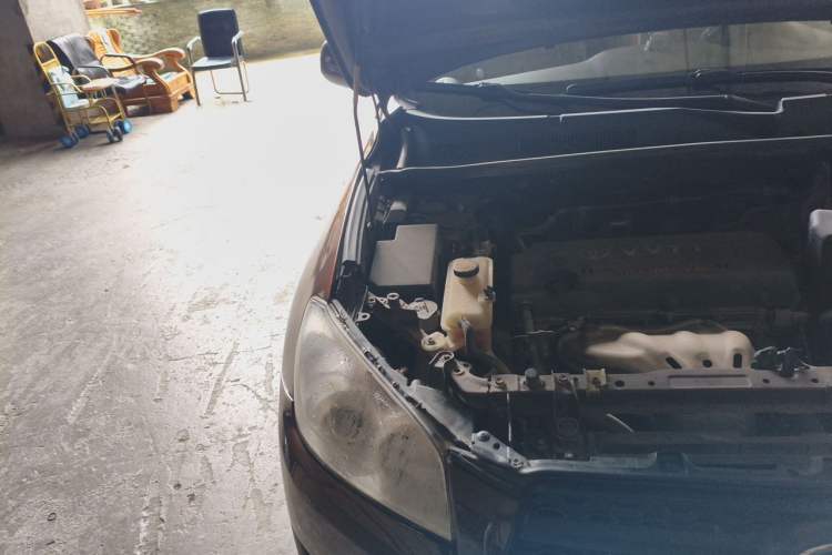 Used Toyota RAV4 2011 2.0L Manual Classic Edition Engine Bay Right