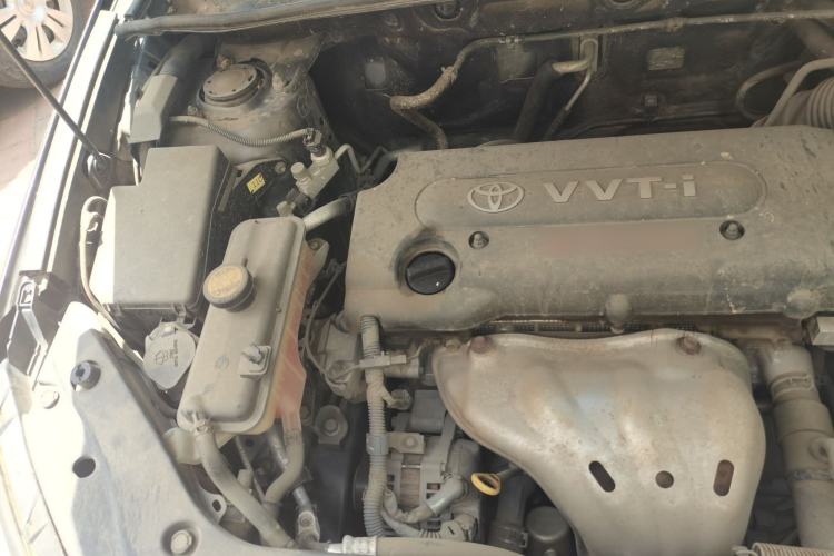 Used Toyota RAV4 2011 2.4L Automatic 4x4 Luxury Edition Engine Bay Right