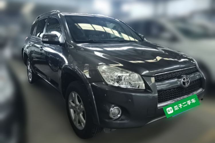 Used Toyota RAV4 2011 2.0L Automatic Luxury Edition Front Right 45 Deg