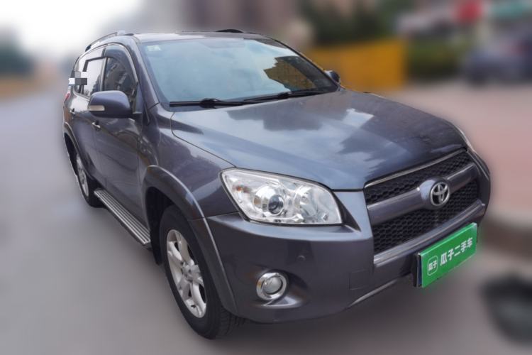 Used Toyota RAV4 2011 2.4L Automatic 4x4 Luxury Edition Front Right 45 Deg