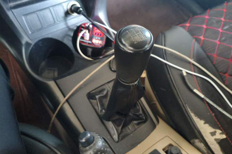 Used Toyota RAV4 2011 2.0L Manual Classic Edition Gear Lever