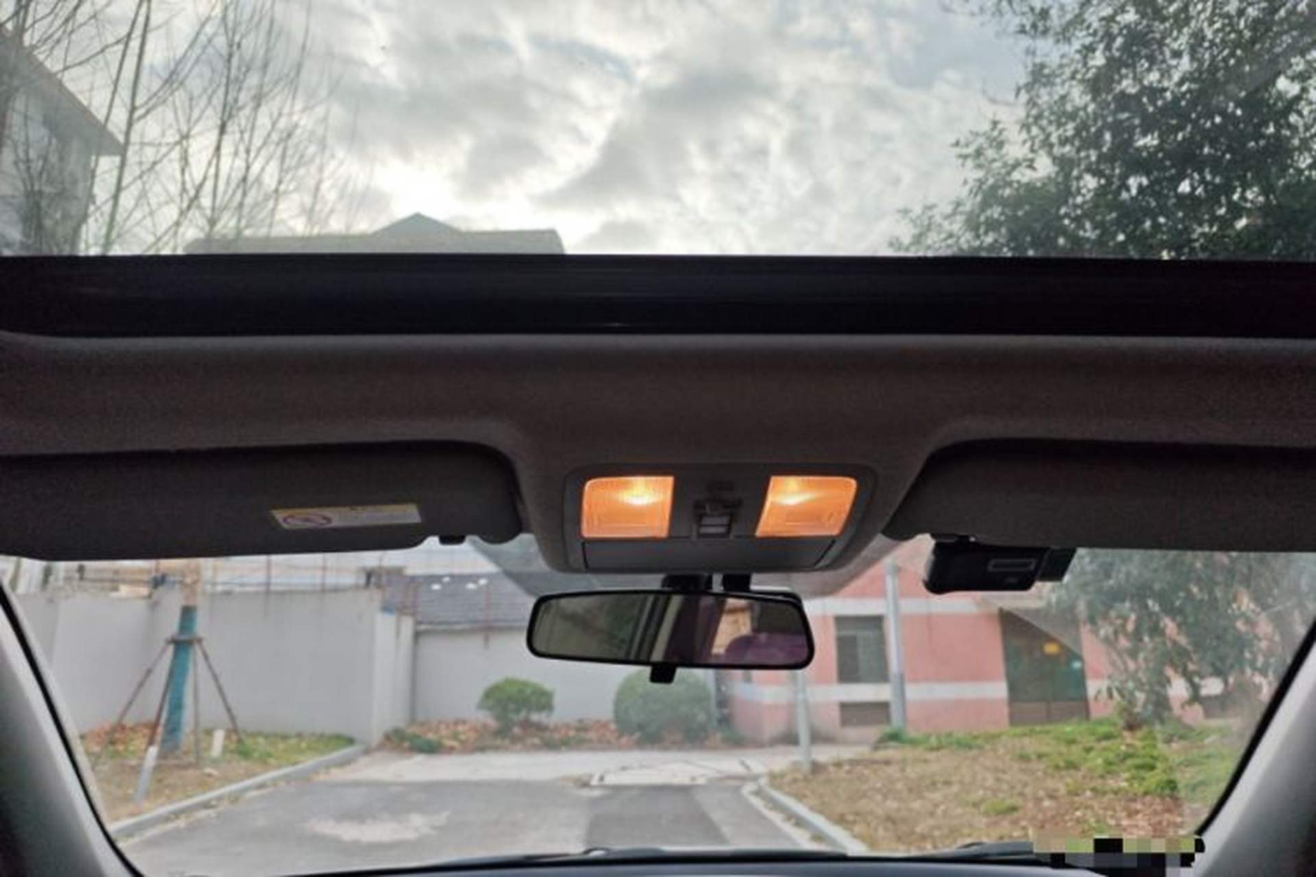 Used Toyota RAV4 2011 2.0L Automatic Luxury Edition Headliner