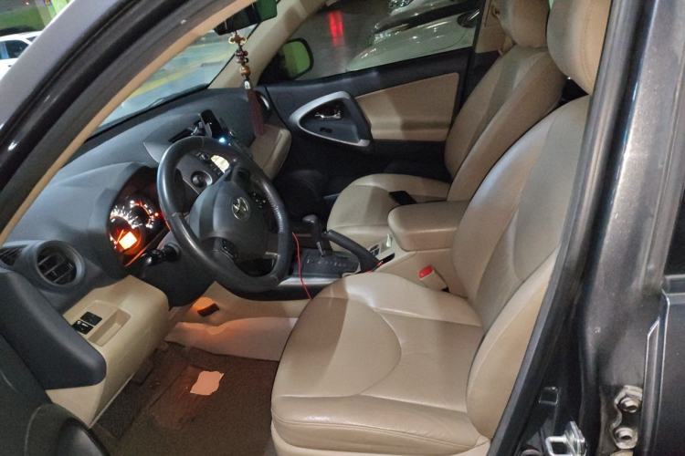 Used Toyota RAV4 2011 2.4L Automatic 4x4 Luxury Edition Left Front Seat