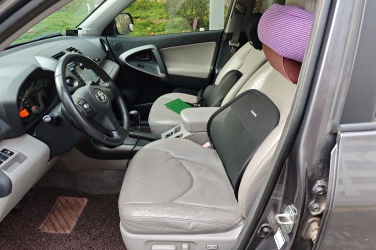 Used Toyota RAV4 2011 2.0L Automatic Luxury Edition Left Front Seat