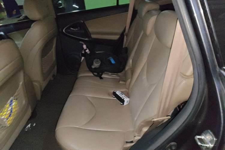 Used Toyota RAV4 2011 2.4L Automatic 4x4 Luxury Edition Left Rear Seat