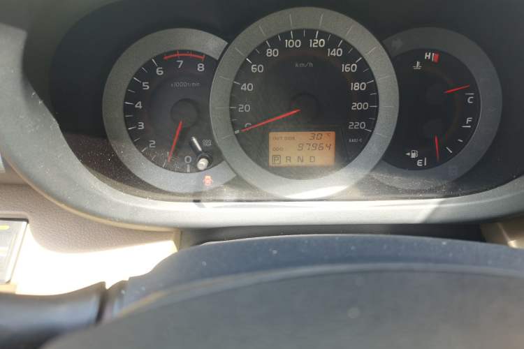 Used Toyota RAV4 2011 2.4L Automatic 4x4 Luxury Edition Odometer Close Up