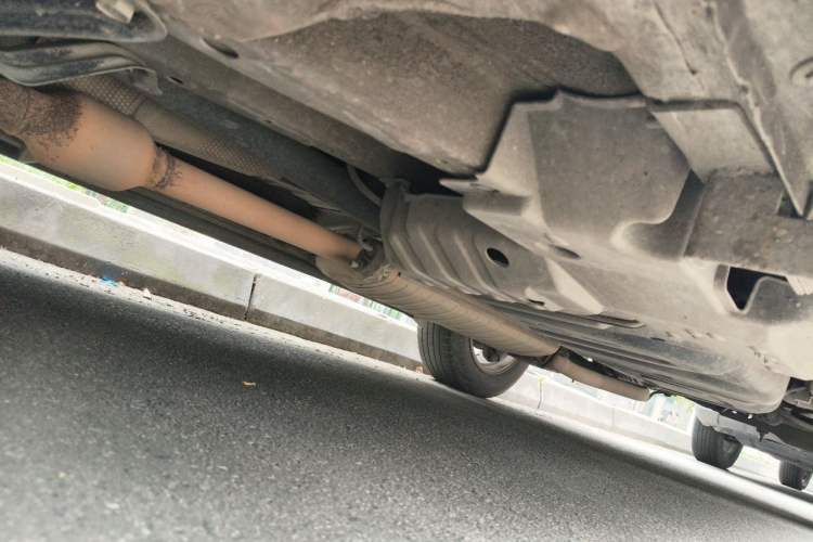 Used Toyota RAV4 2011 2.4L Automatic 4x4 Luxury Edition Chassis Front Left