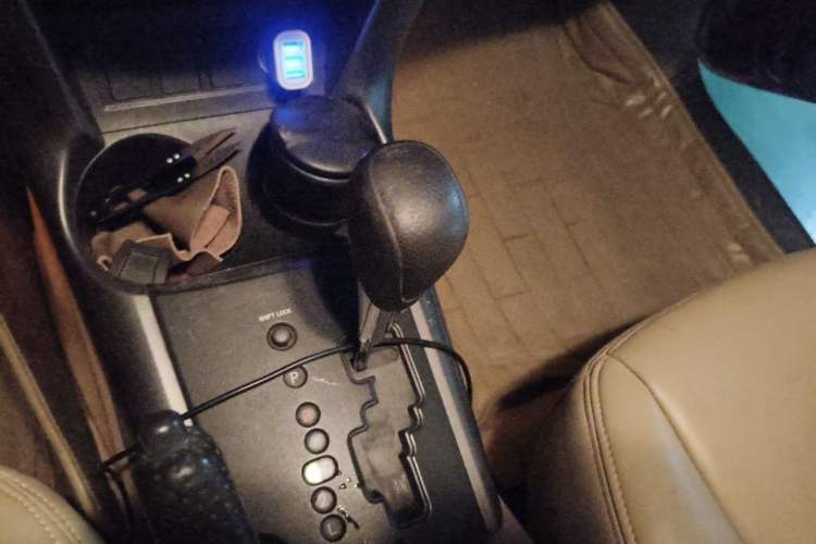 Used Toyota RAV4 2011 2.0L Automatic 4x4 Edition Gear Lever