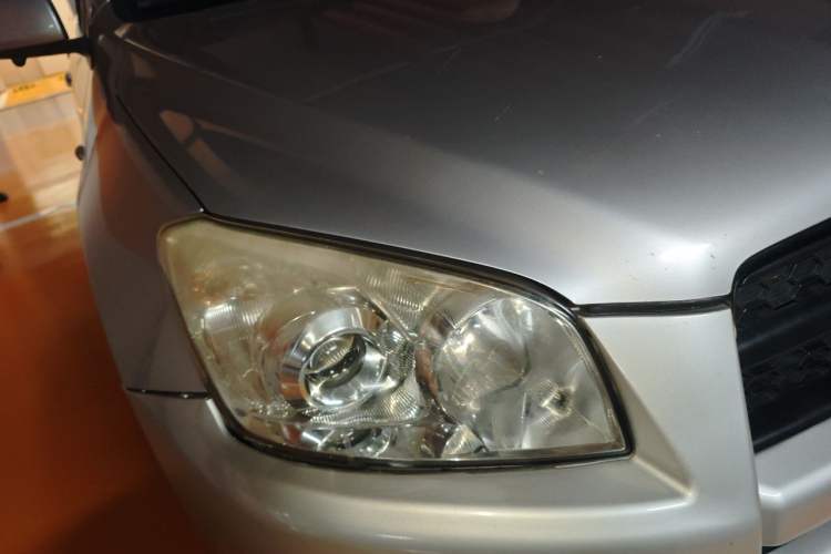 Used Toyota RAV4 2011 2.0L Automatic Classic Edition Right Front Headlight