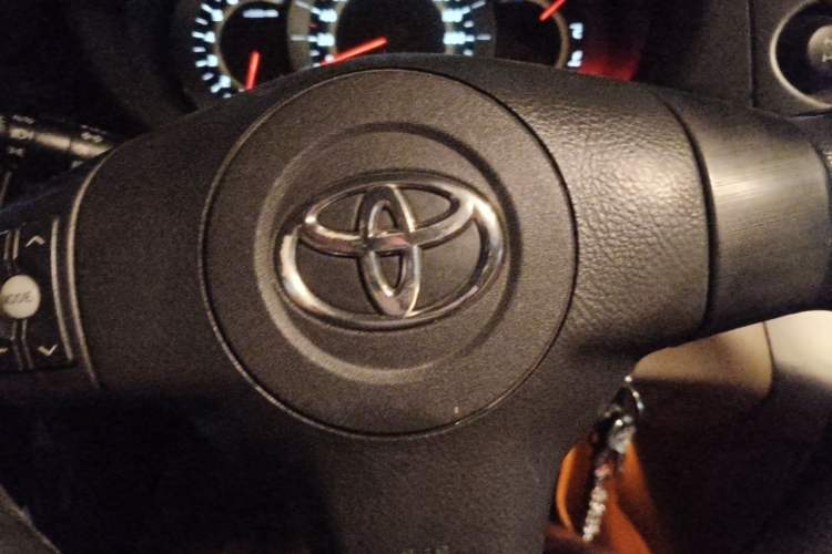 Used Toyota RAV4 2011 2.0L Automatic 4x4 Edition Vehicle Key