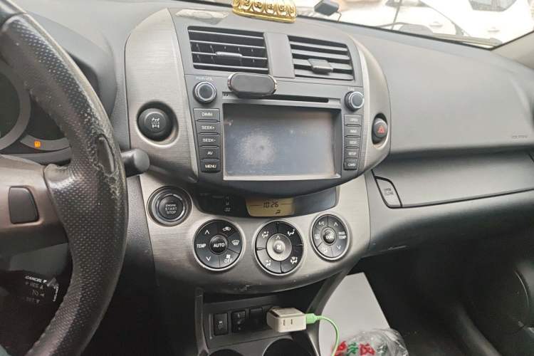 Used Toyota RAV4 2011 2.4L Automatic 4x4 Supreme Edition Audio And AC Panel