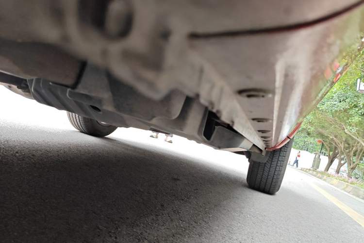 Used Toyota RAV4 2011 2.4L Automatic 4x4 Supreme Navigation Edition Chassis Front Left