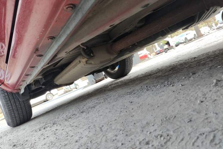 Used Toyota RAV4 2011 2.4L Automatic 4x4 Supreme Navigation Edition Chassis Front Right