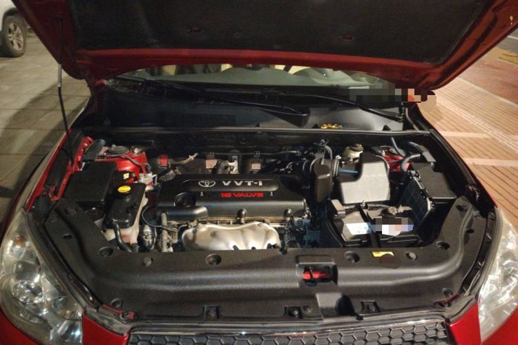 Used Toyota RAV4 2011 2.4L Automatic 4x4 Luxury Edition Engine Bay