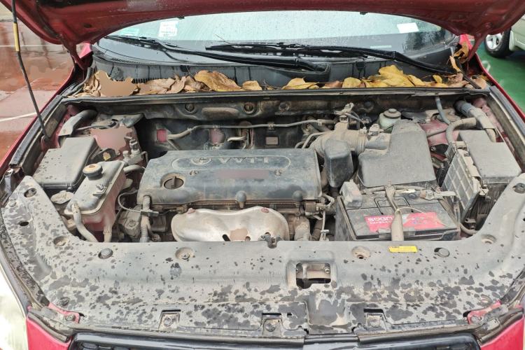 Used Toyota RAV4 2011 2.0L Automatic Classic Edition Engine Bay